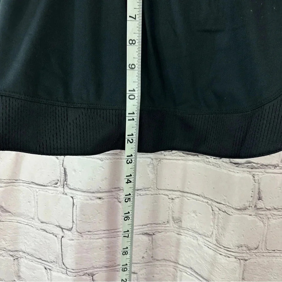 under armour black short sz medium heat gear sporty tennis pickle ball - Picture 4 of 6